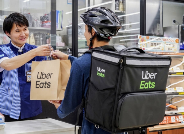 Uber Eats Japan 
