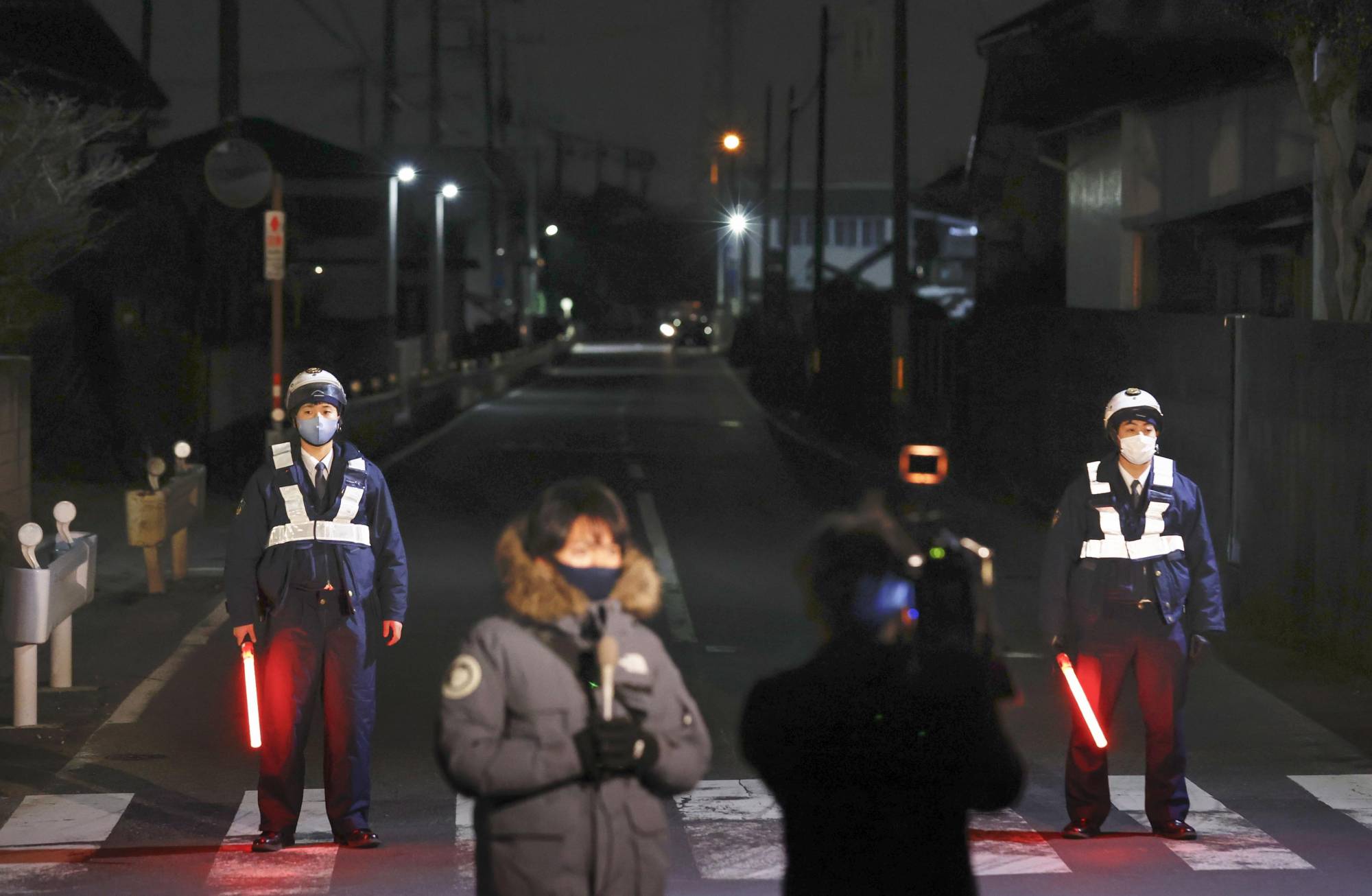 11 hour standoff japanese man arrested