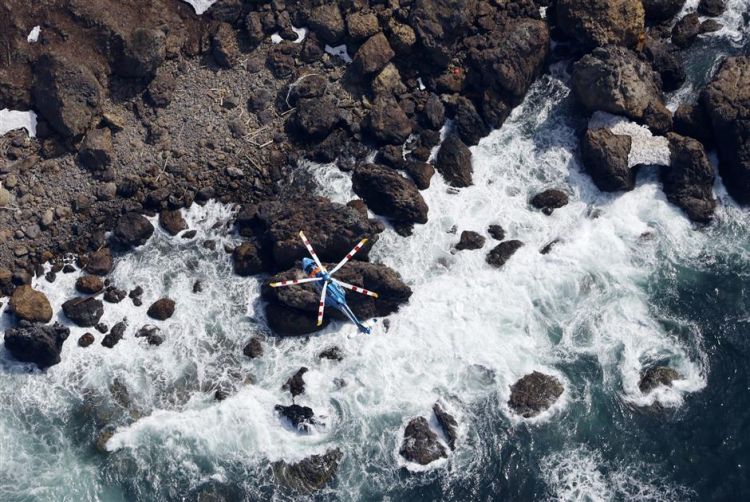 missing tourist boat found off the coast of hokkaido