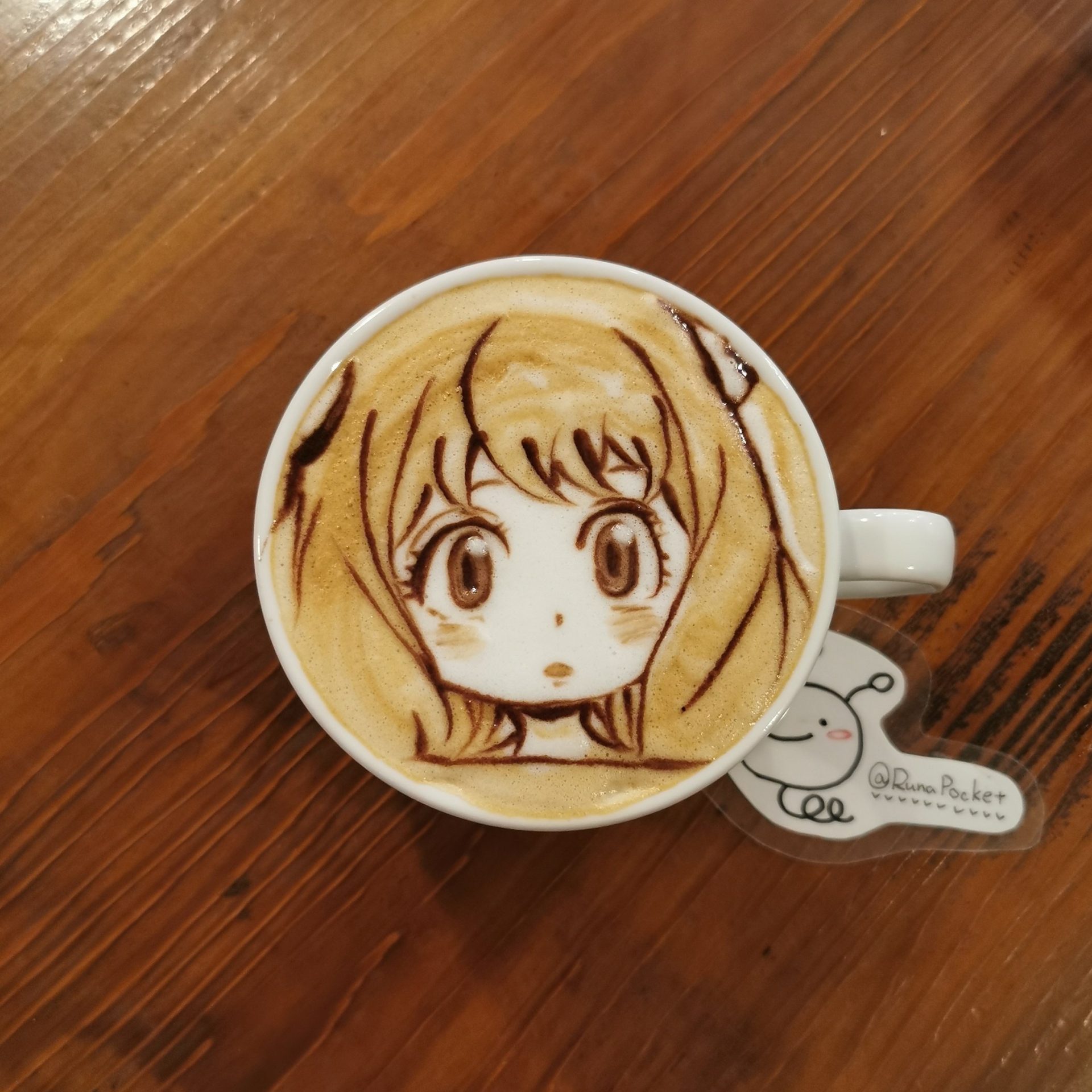Japanese latte art Runa Kato