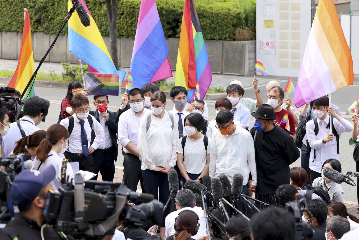 Japanese court agrees that the ban on the same sex marriage as uncostitutional